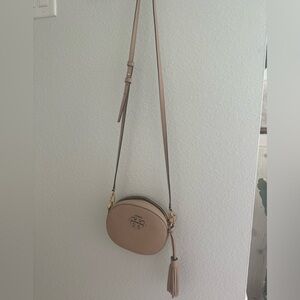 Tory Burch McGraw Round Crossbody